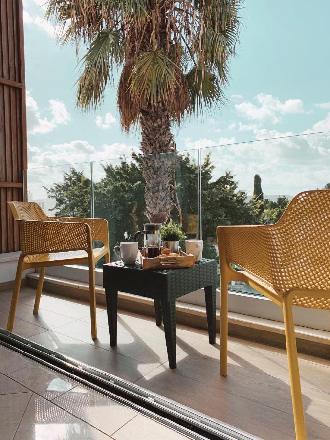 Poseidon'S Luxury Apartment Paphos Eksteriør billede