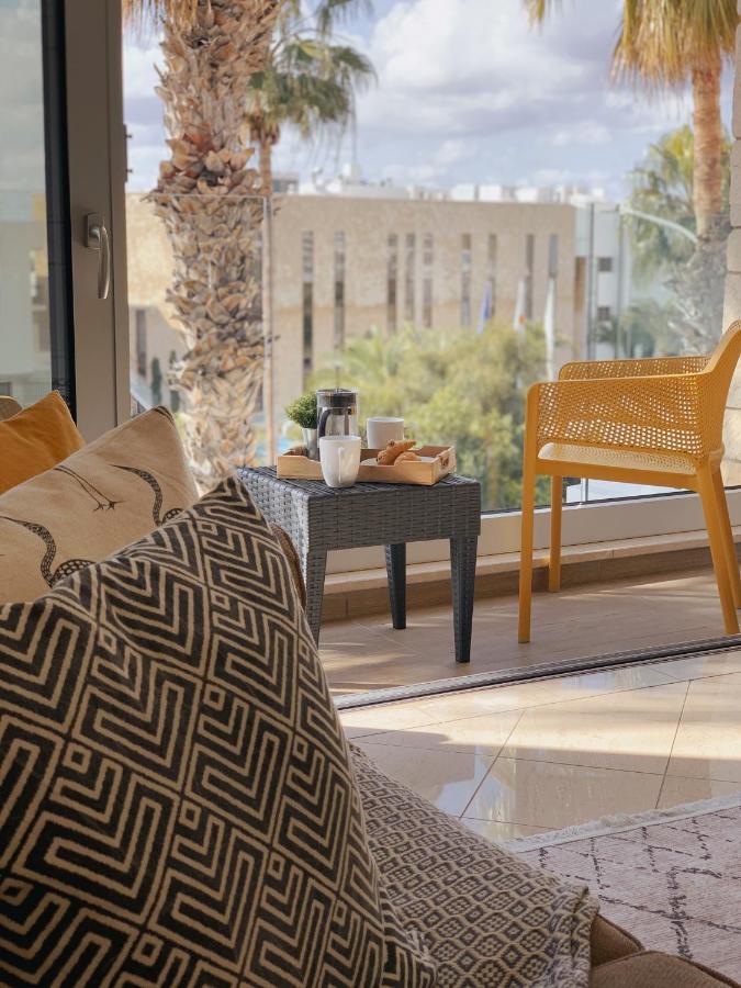 Poseidon'S Luxury Apartment Paphos Eksteriør billede